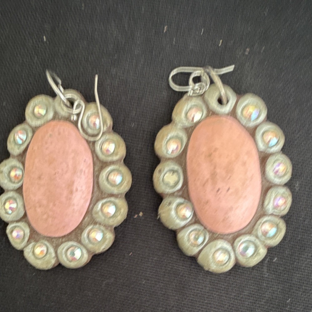 Sookie‎ Sookie Handmade Pink Oval Dangle Earrings Silver French Wire